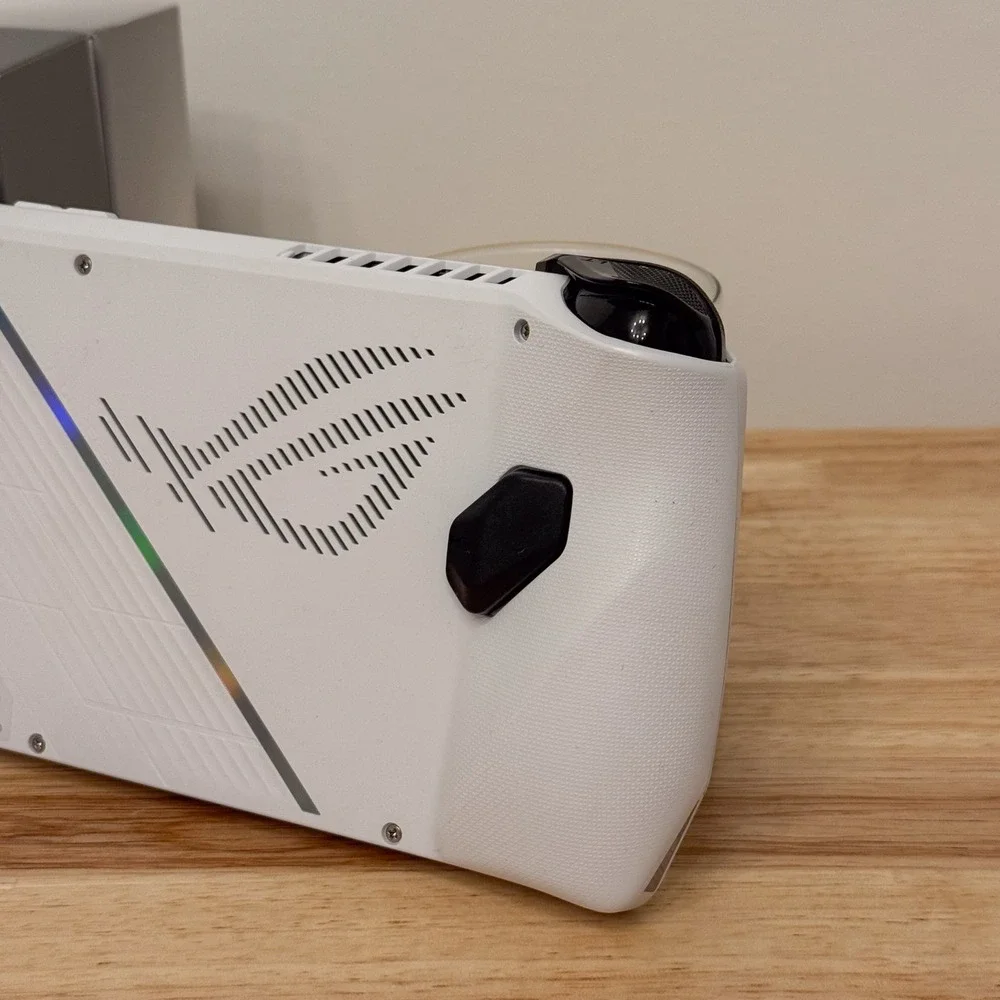 Asus ROG Ally 7